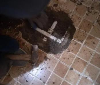 南澳卫生间漏水维修公司为您分享下卫生间渗水如何处理及注意事项