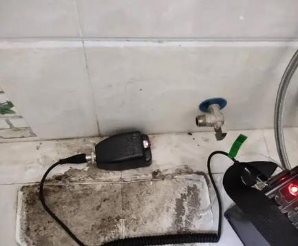 南澳屋顶漏水维修公司分享下卫生间漏水的危害及解决方法